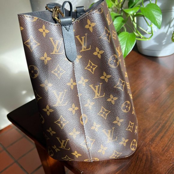Louis Vuitton Neonoe World Tour Bucket Bag San Francisco - Picture 7 of 12